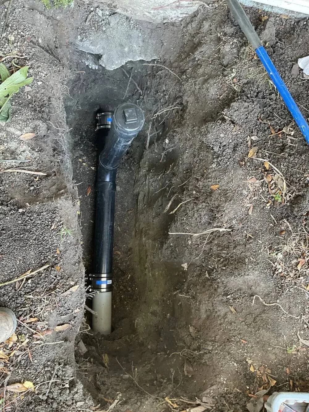 EJ Plumbing & Water Heaters