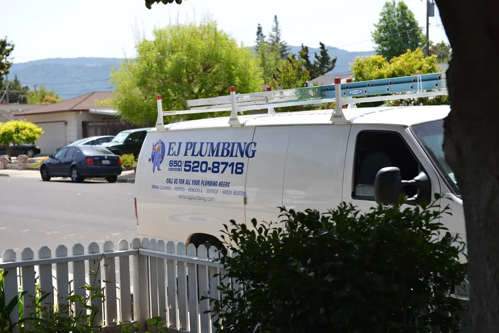 EJ Plumbing & Water Heaters