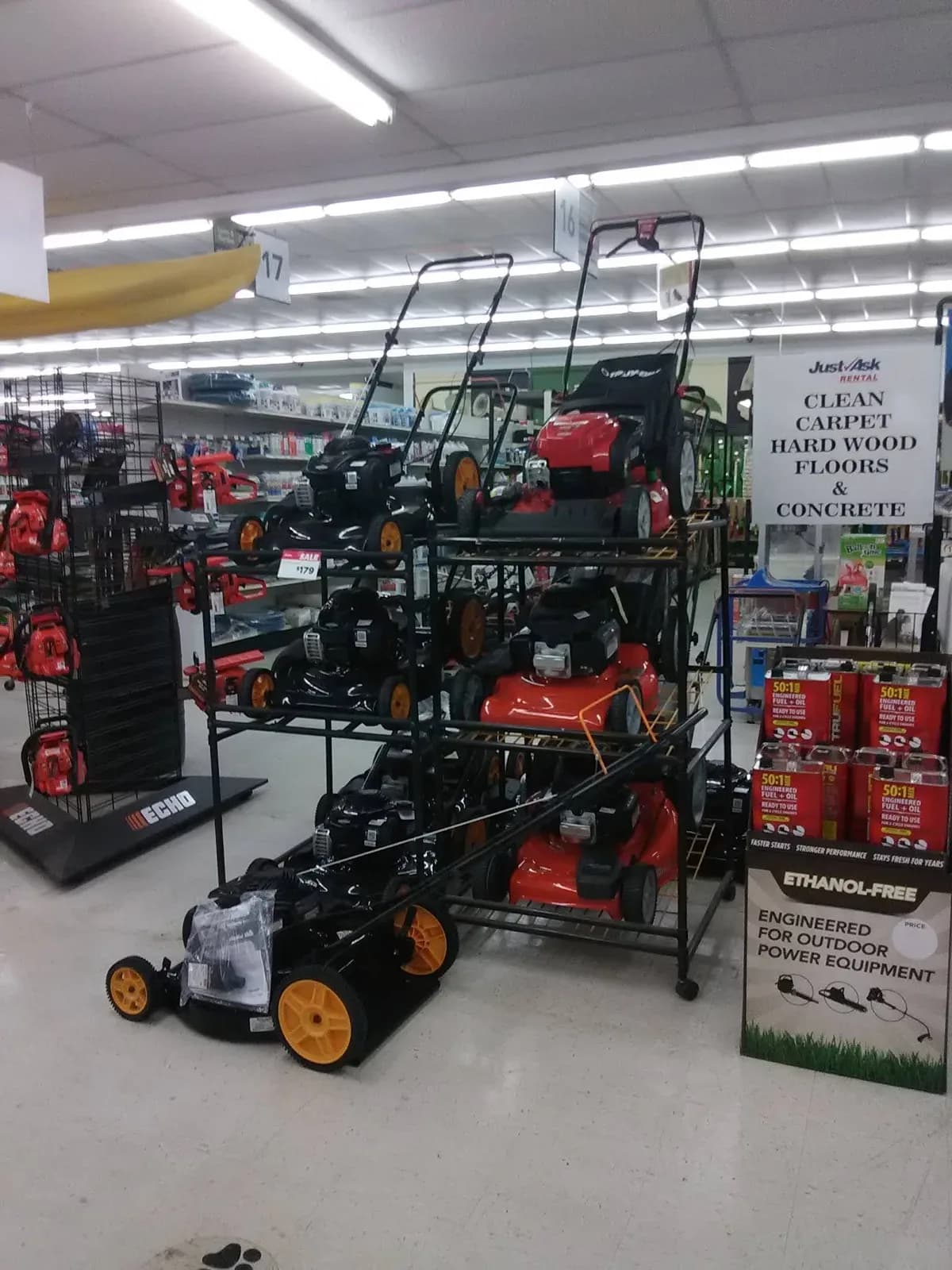 Bandera True Value Hardware