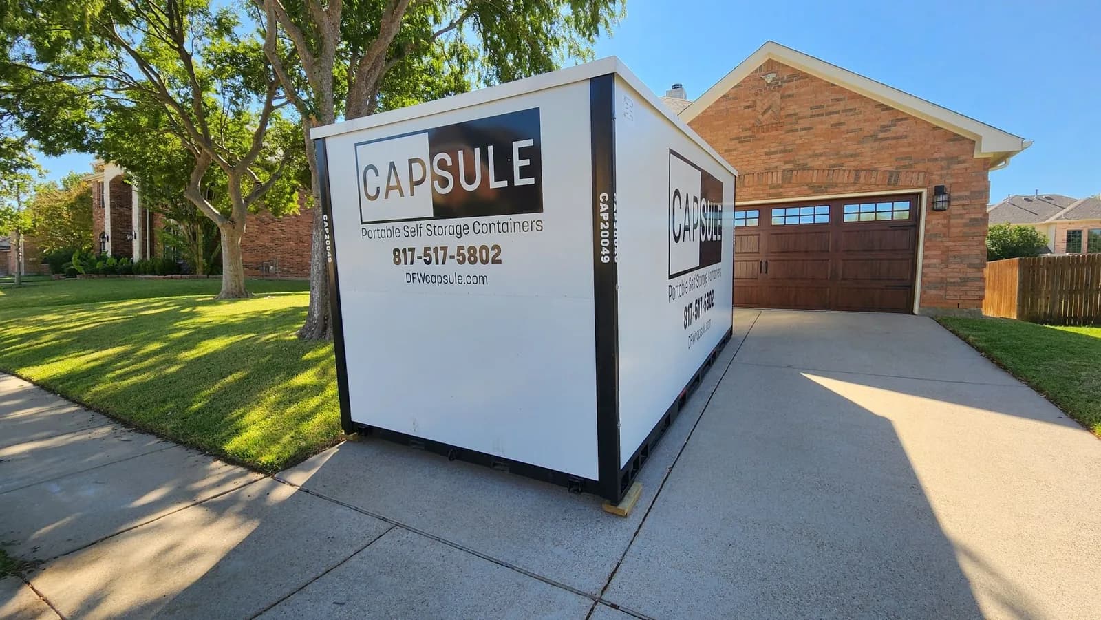 Capsule Portable Storage Containers