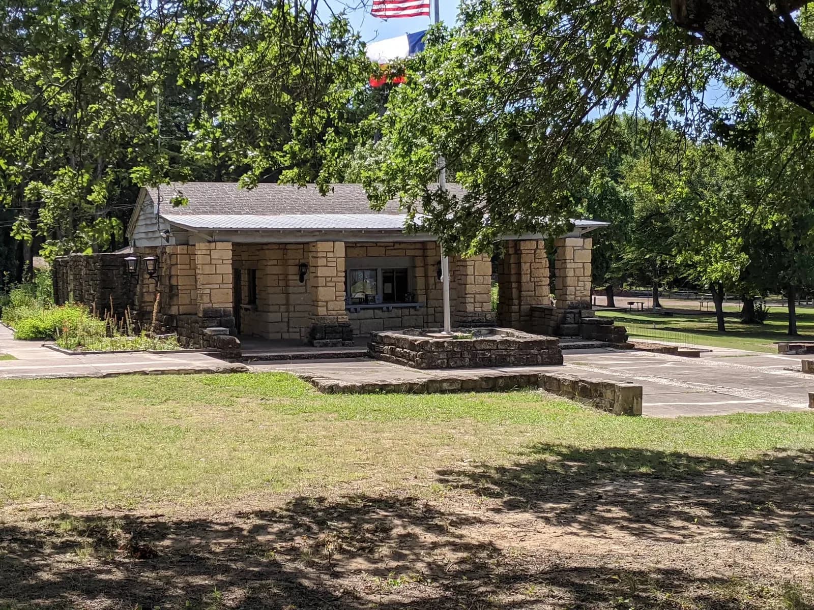 Bonham State Park