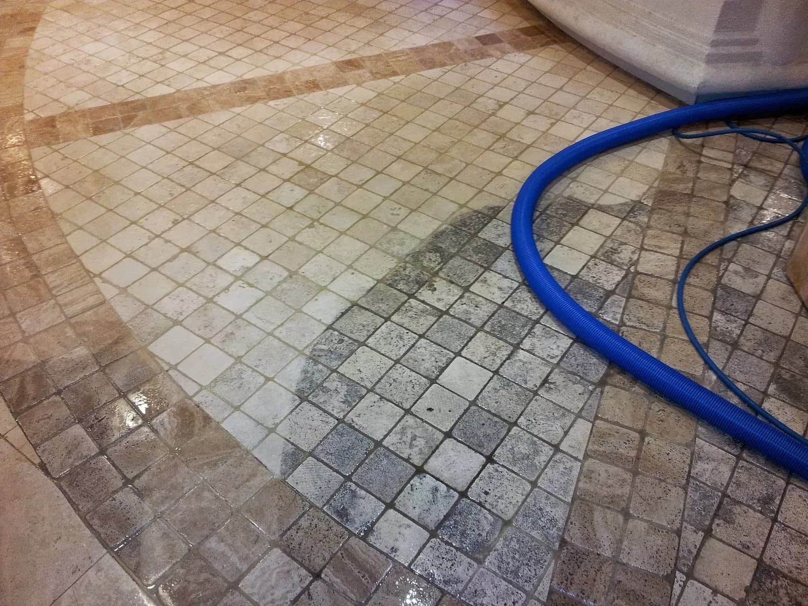 Decker's Carpet Cleaning