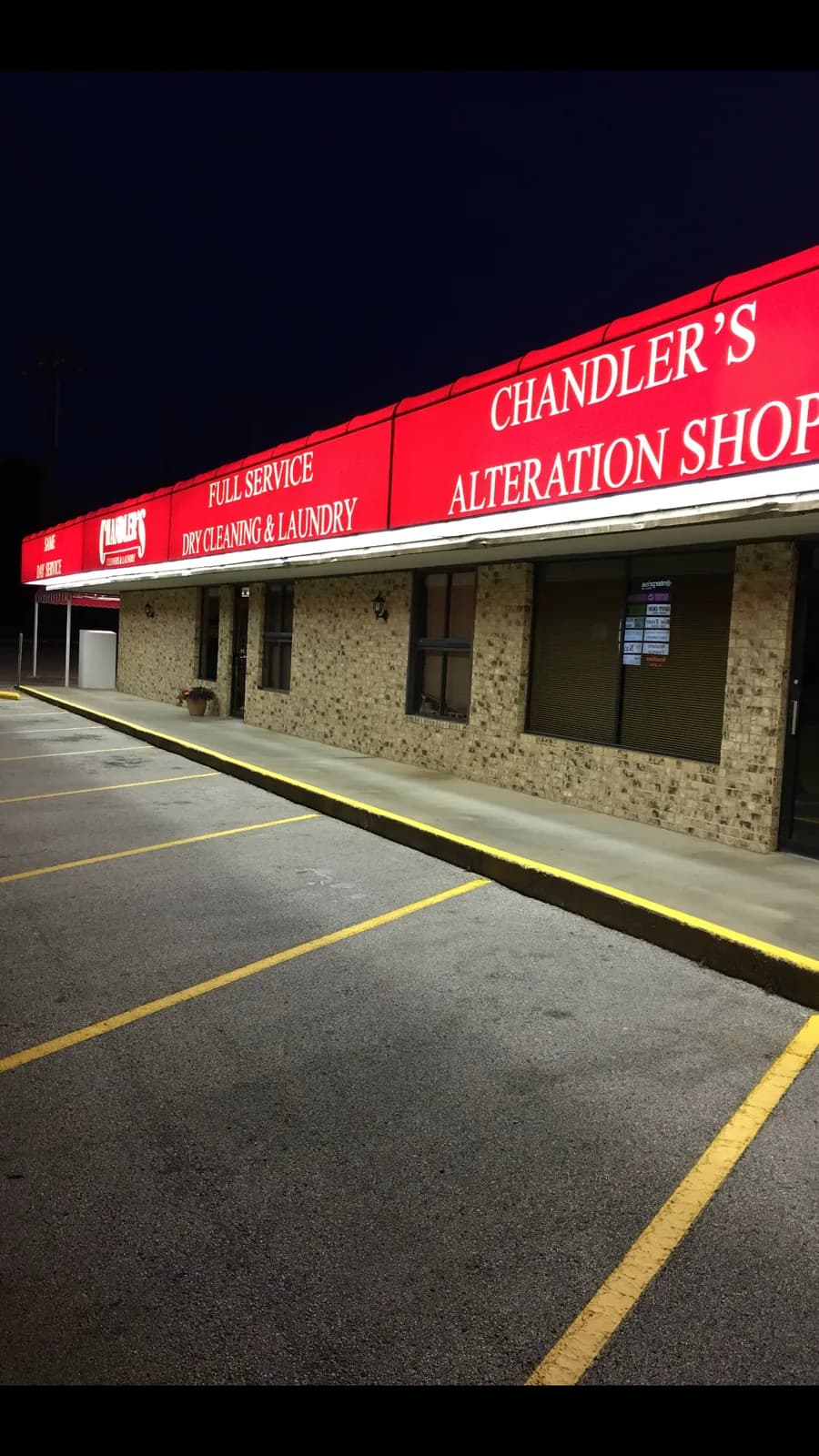 Chandler's Cleaners & Laundry