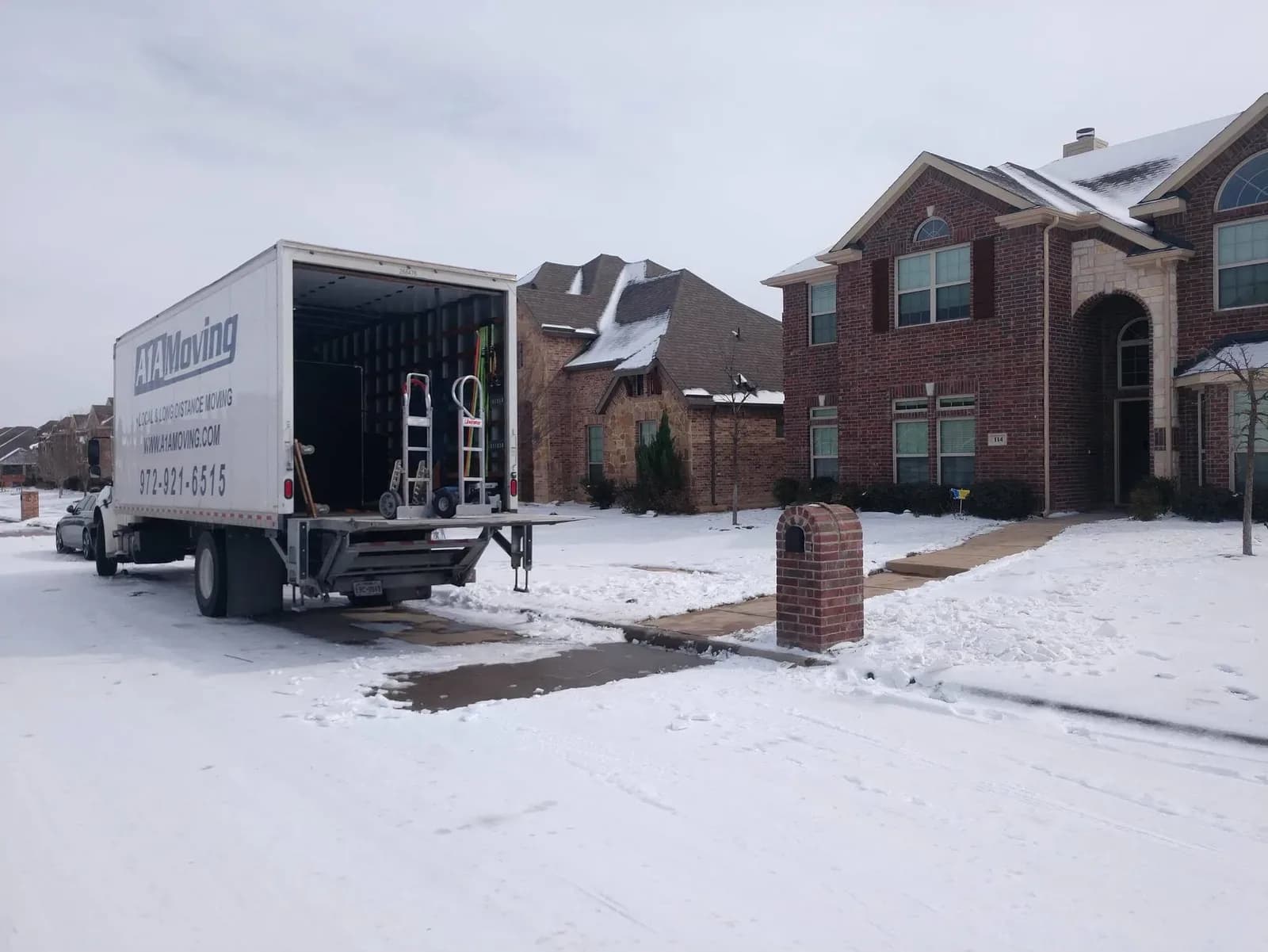 A1A Moving & Relocation Services Inc