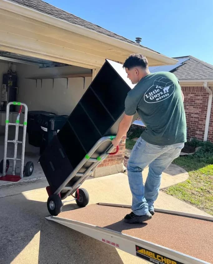 Little Guys Movers Bryan / College Station
