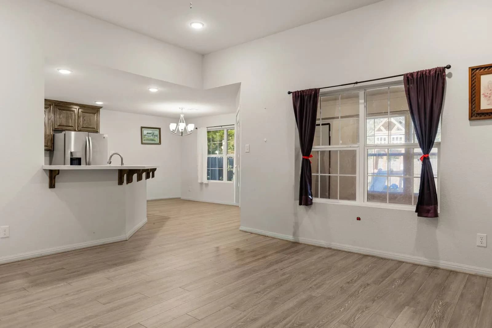 J R Grace Realty