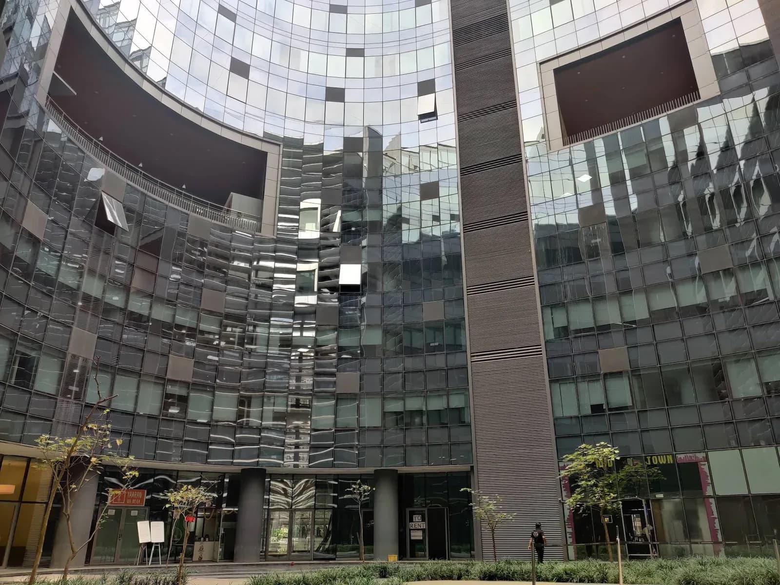 Solitaire Business Hub Viman Nagar