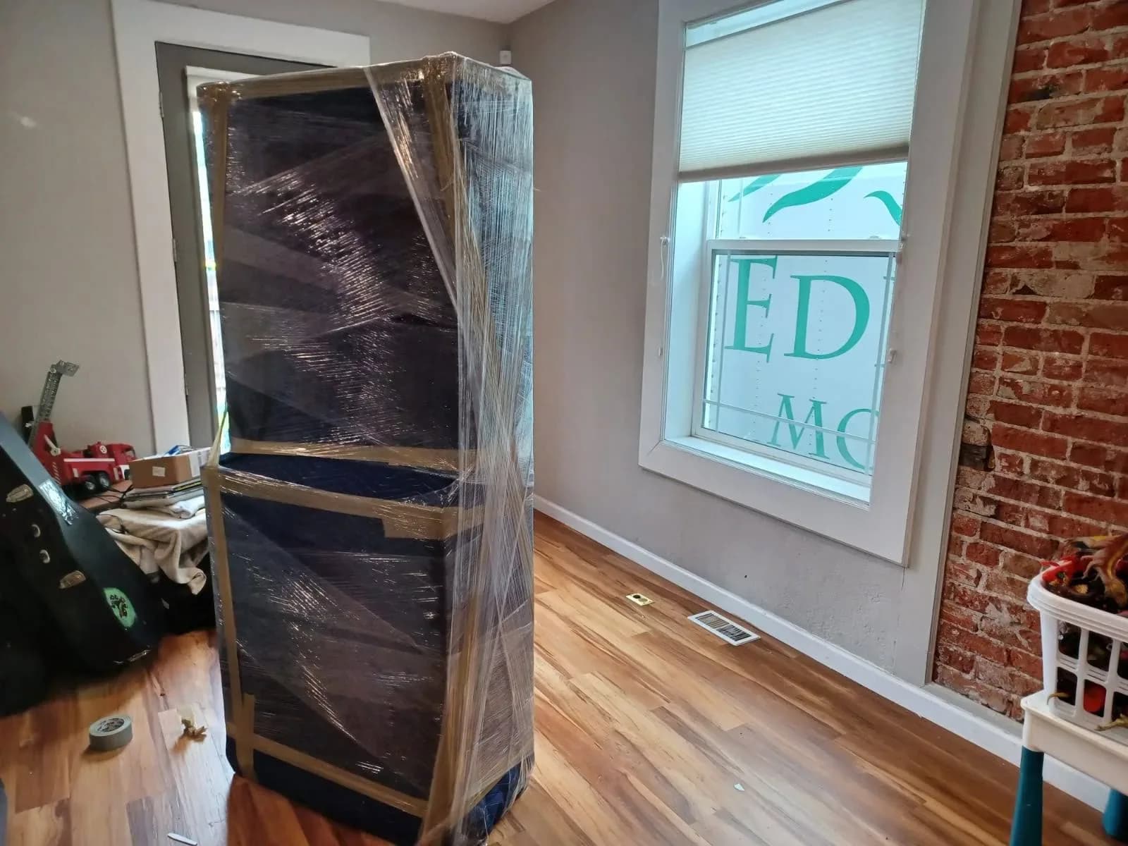 Eden's Moving Services Inc.