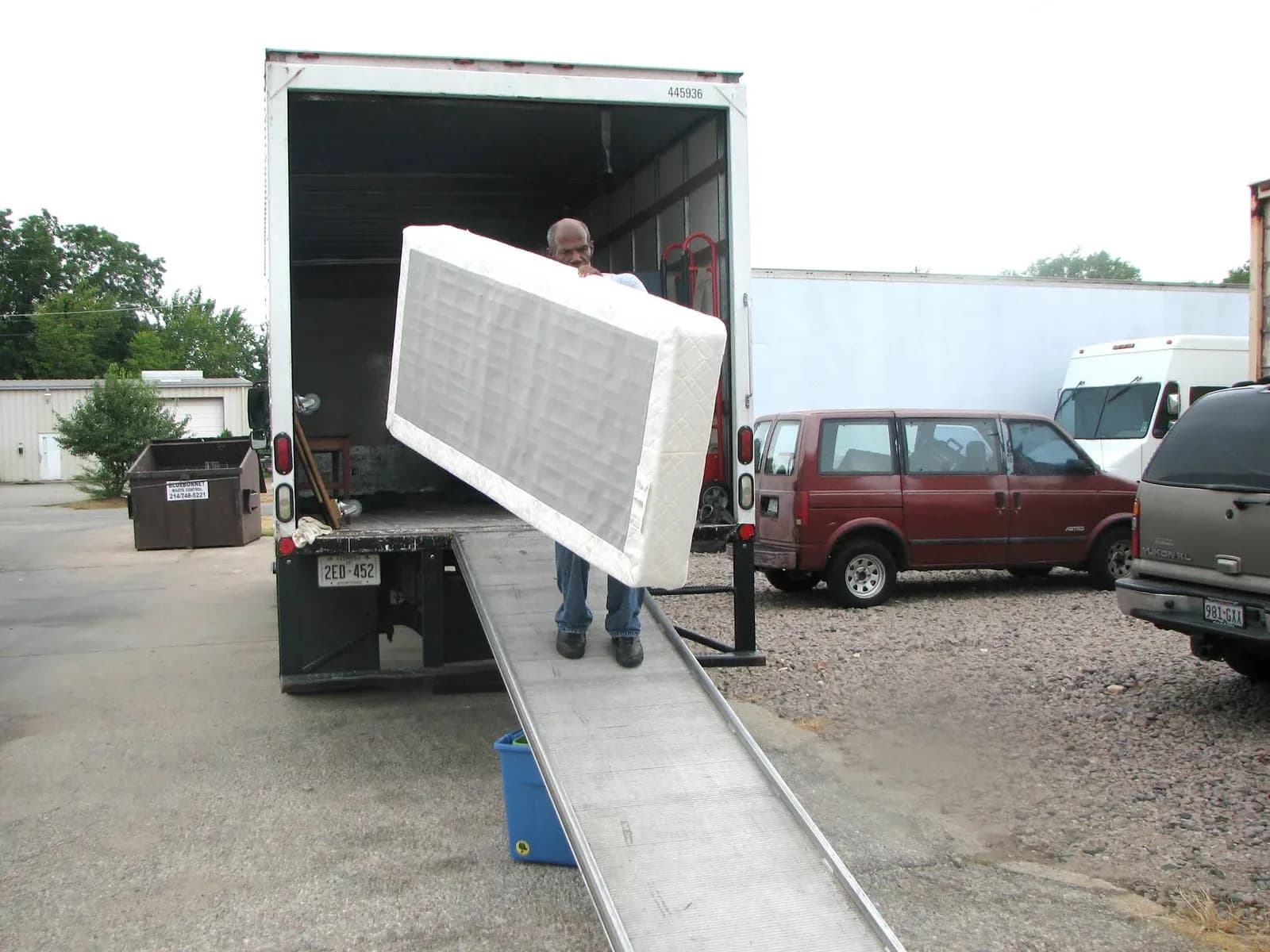 SAME DAY SMALL MOVERS