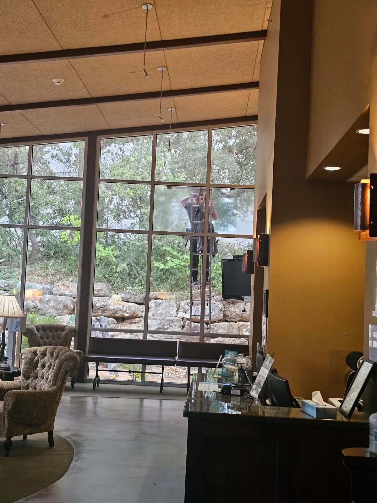 HC Softwash Window Cleaning and Pressure Washing