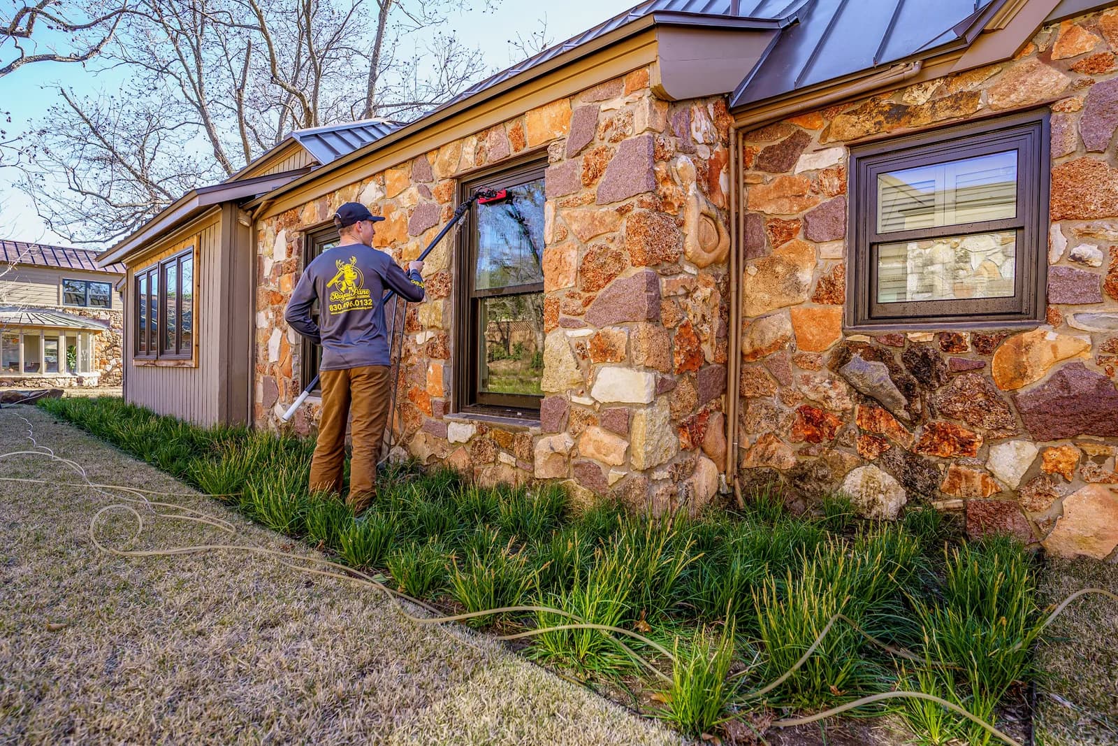 Royal Pane Window Cleaning & Pressure Washing