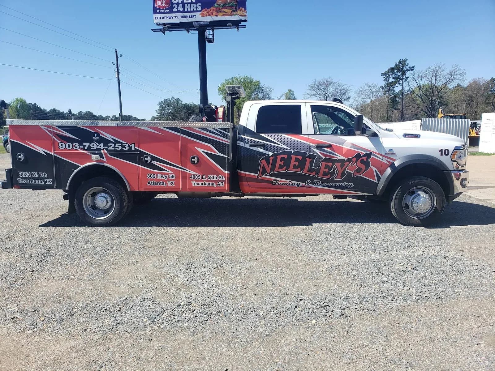 Neeley's Towing & Recovery