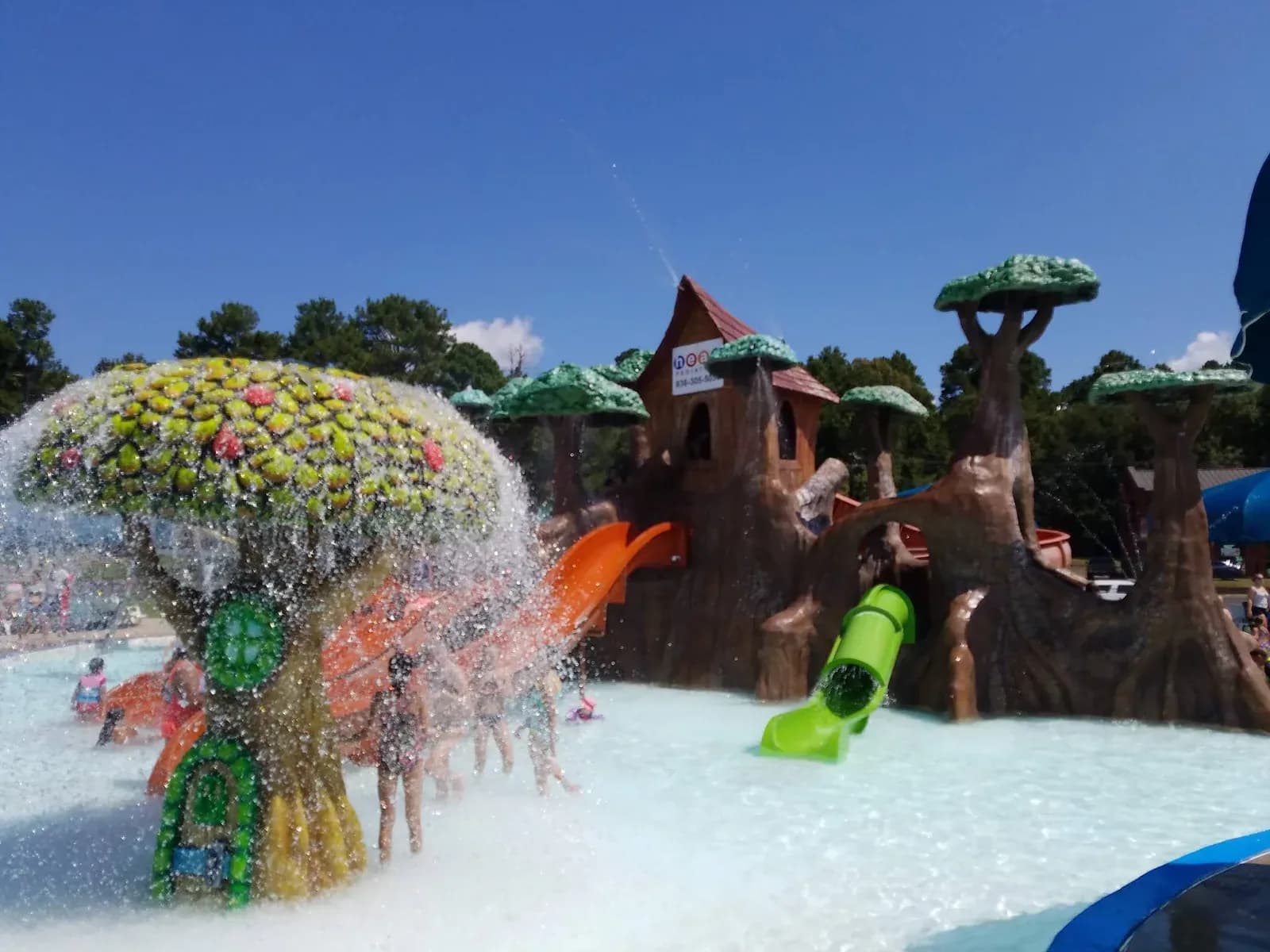 Splash Kingdom Timber Falls